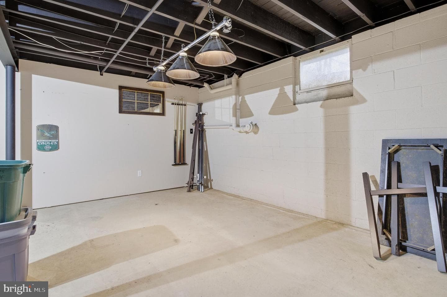 935 N Chester Road photo 32