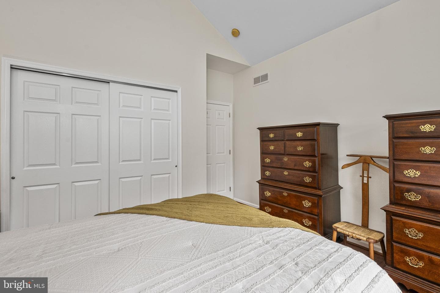 2103 Jacobs Mill Circle photo 23