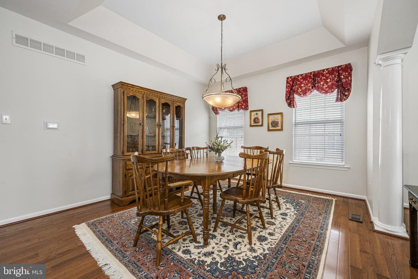 2103 Jacobs Mill Circle photo 6