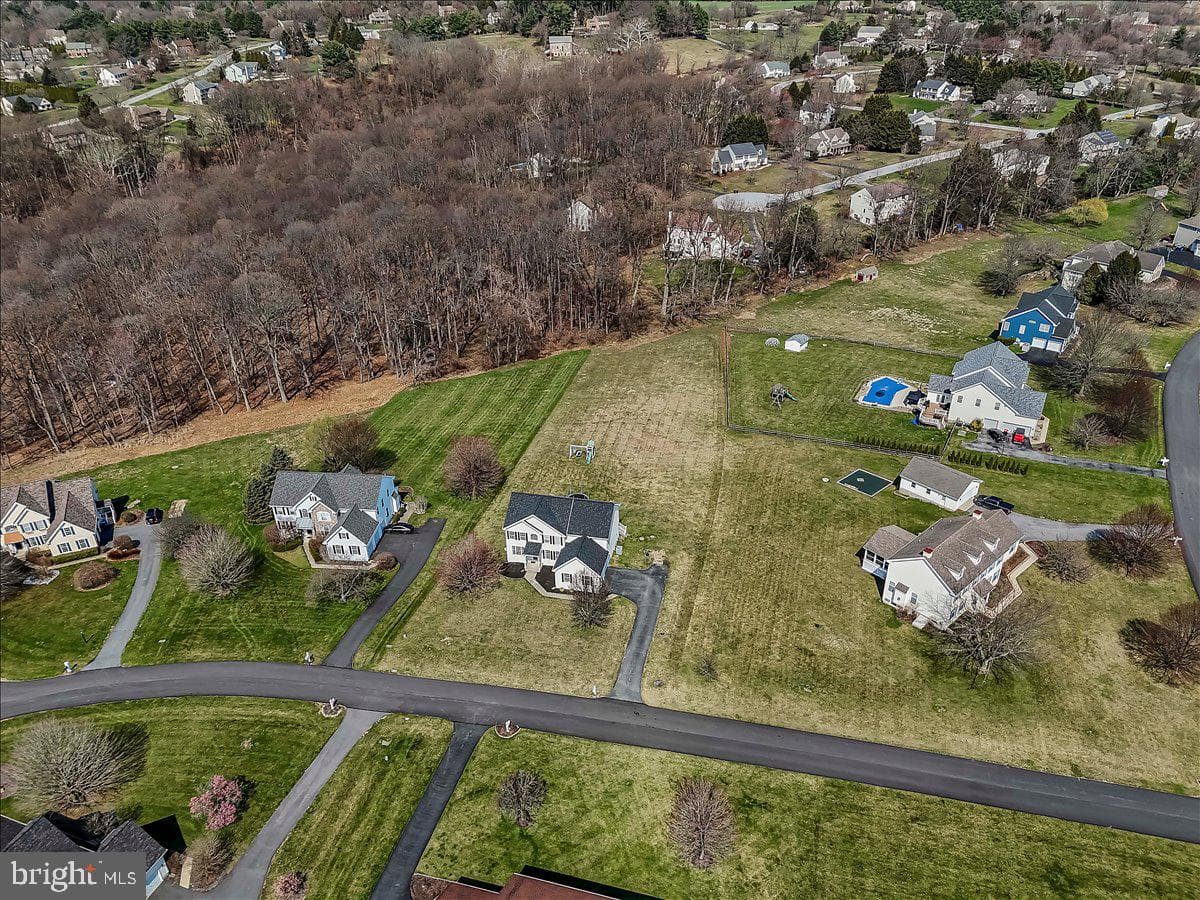 200 Ferguson Street photo 39
