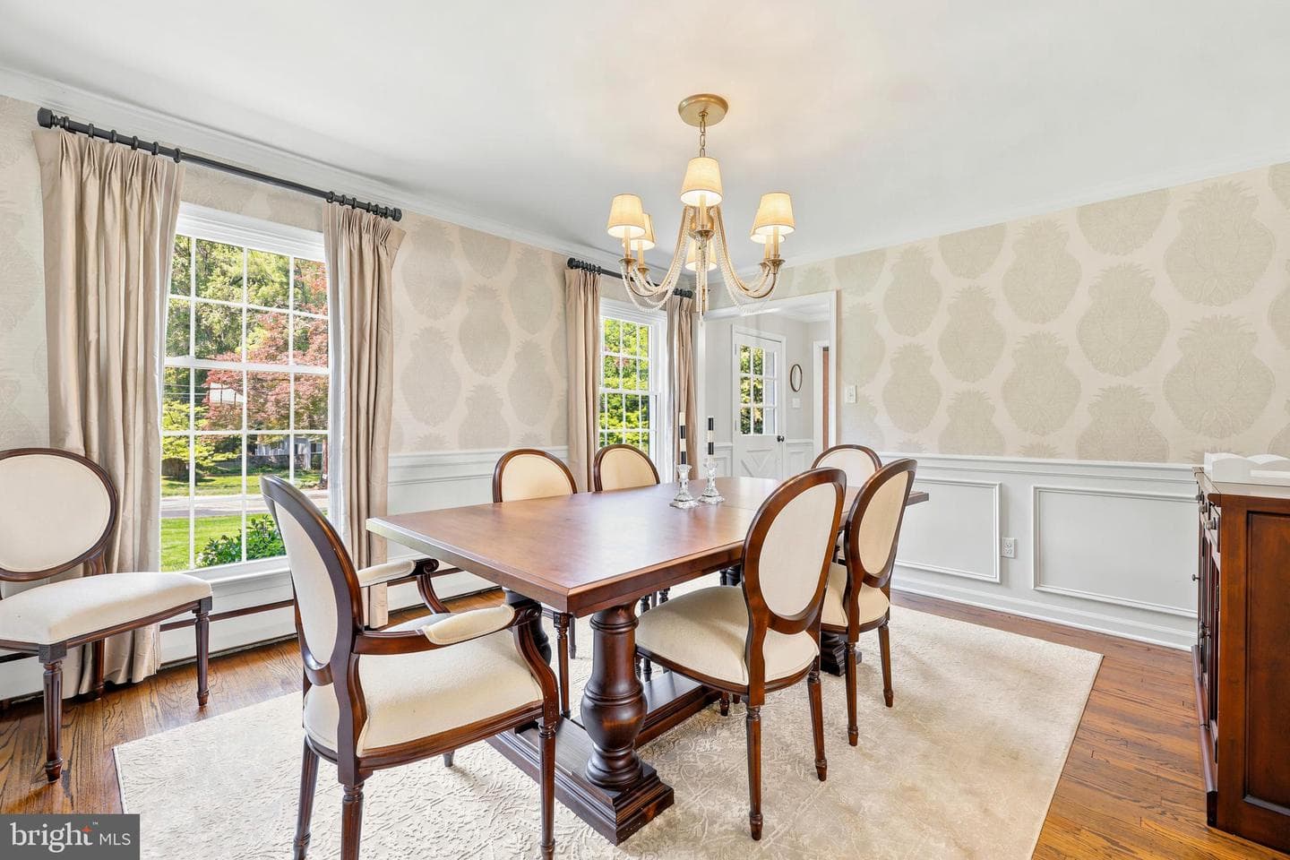 566 Upper Weadley Road photo 11