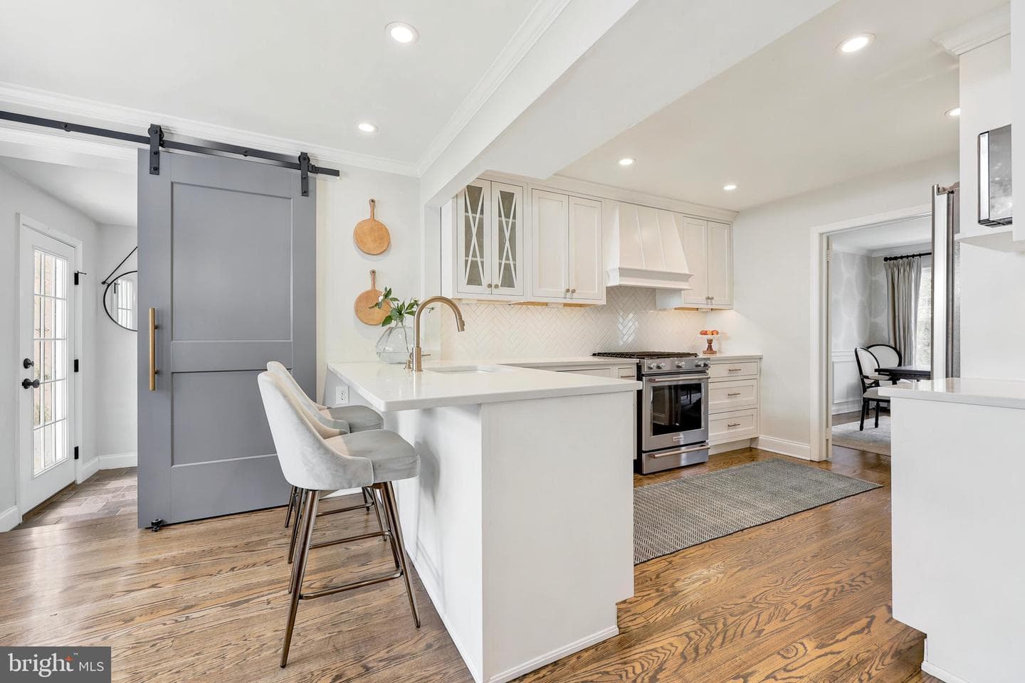 566 Upper Weadley Road photo 15
