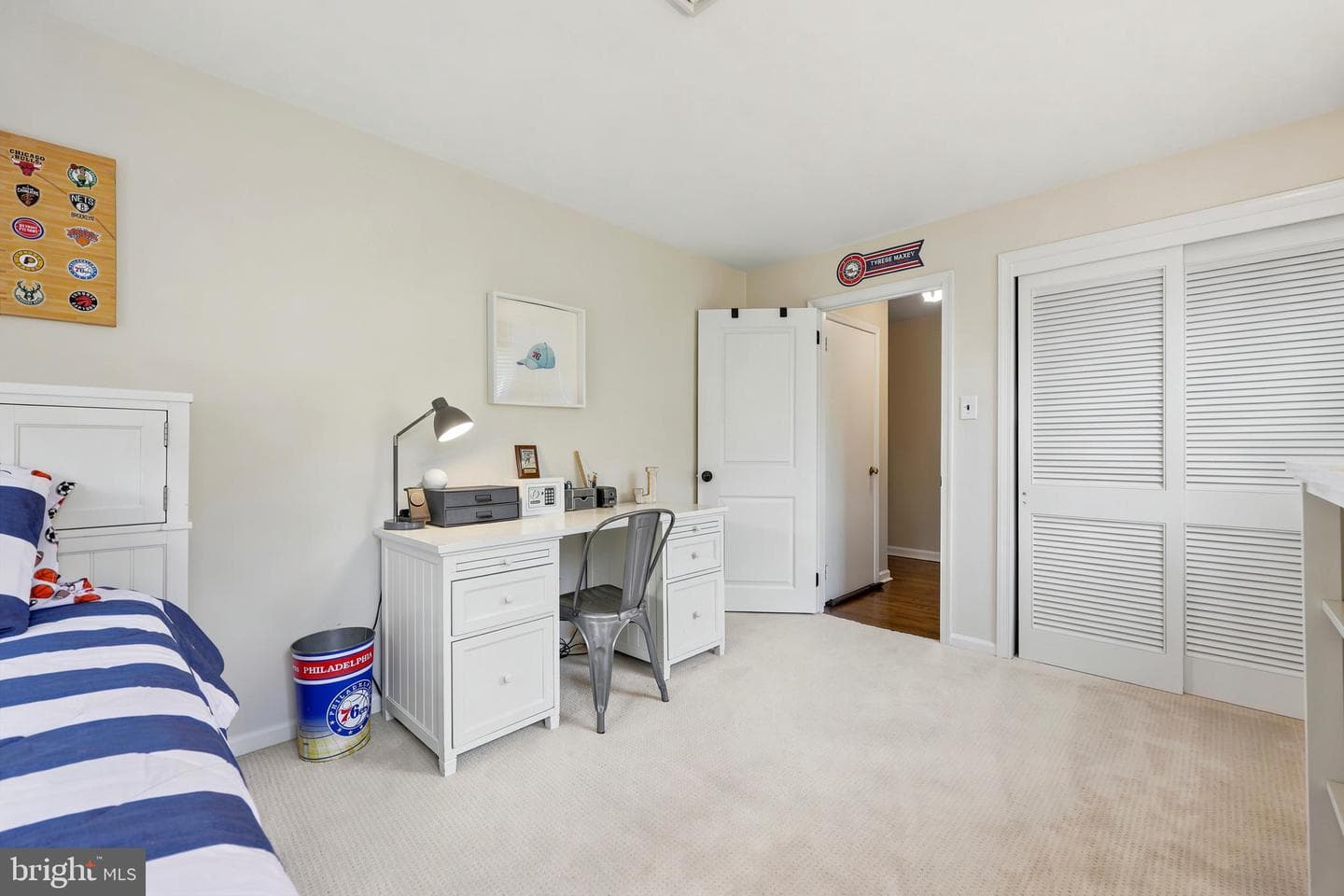 566 Upper Weadley Road photo 33