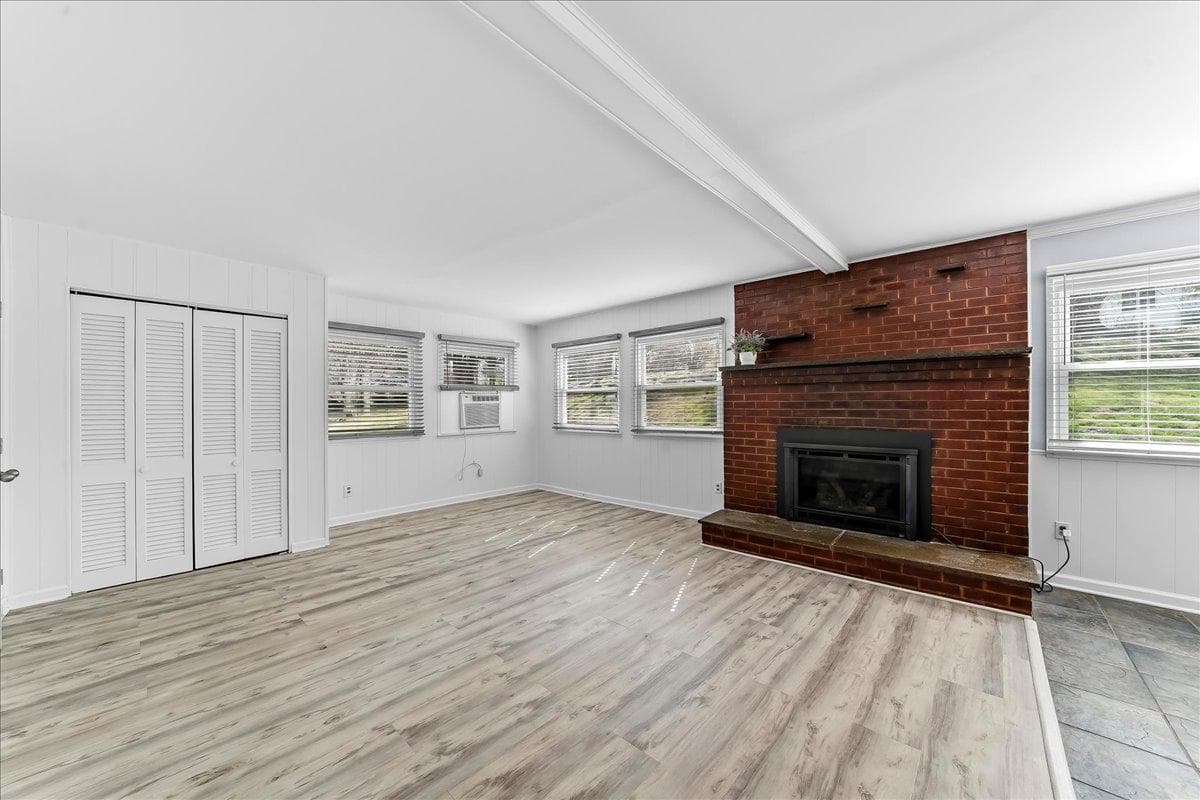 20 Holly Drive photo 14