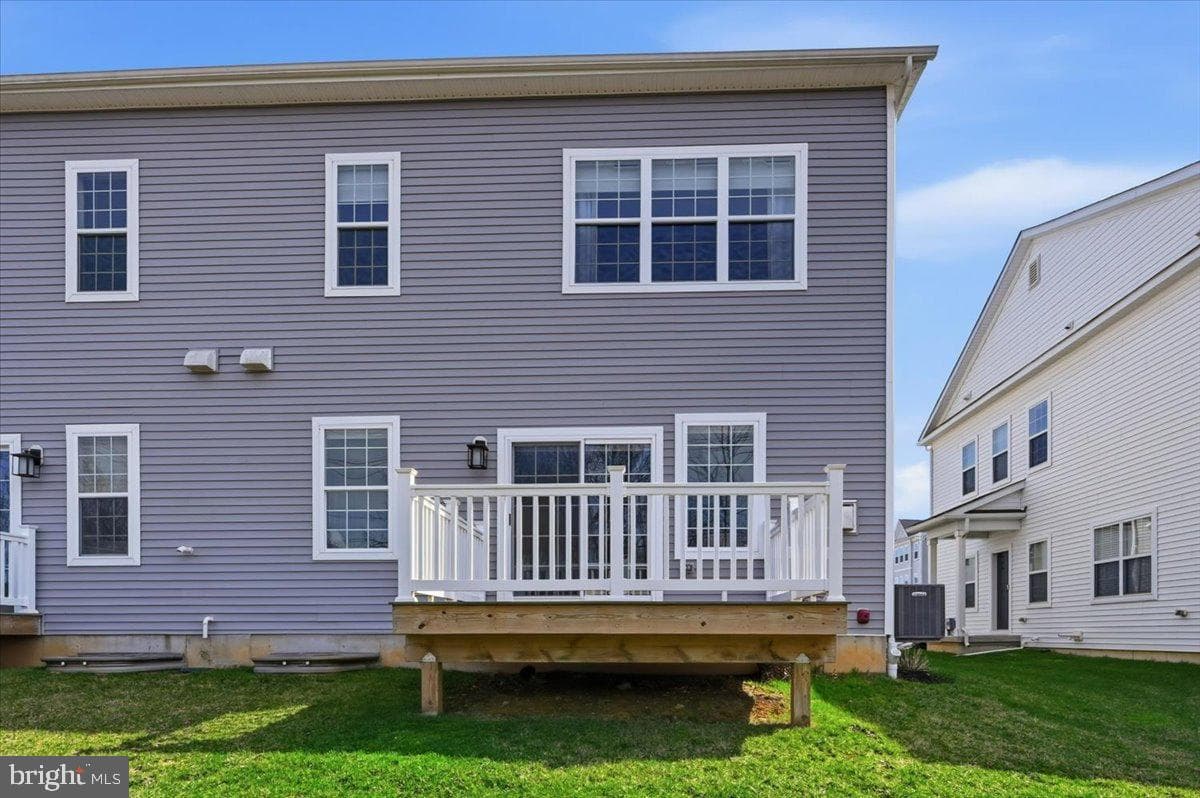 279 Red Leaf Lane photo 29