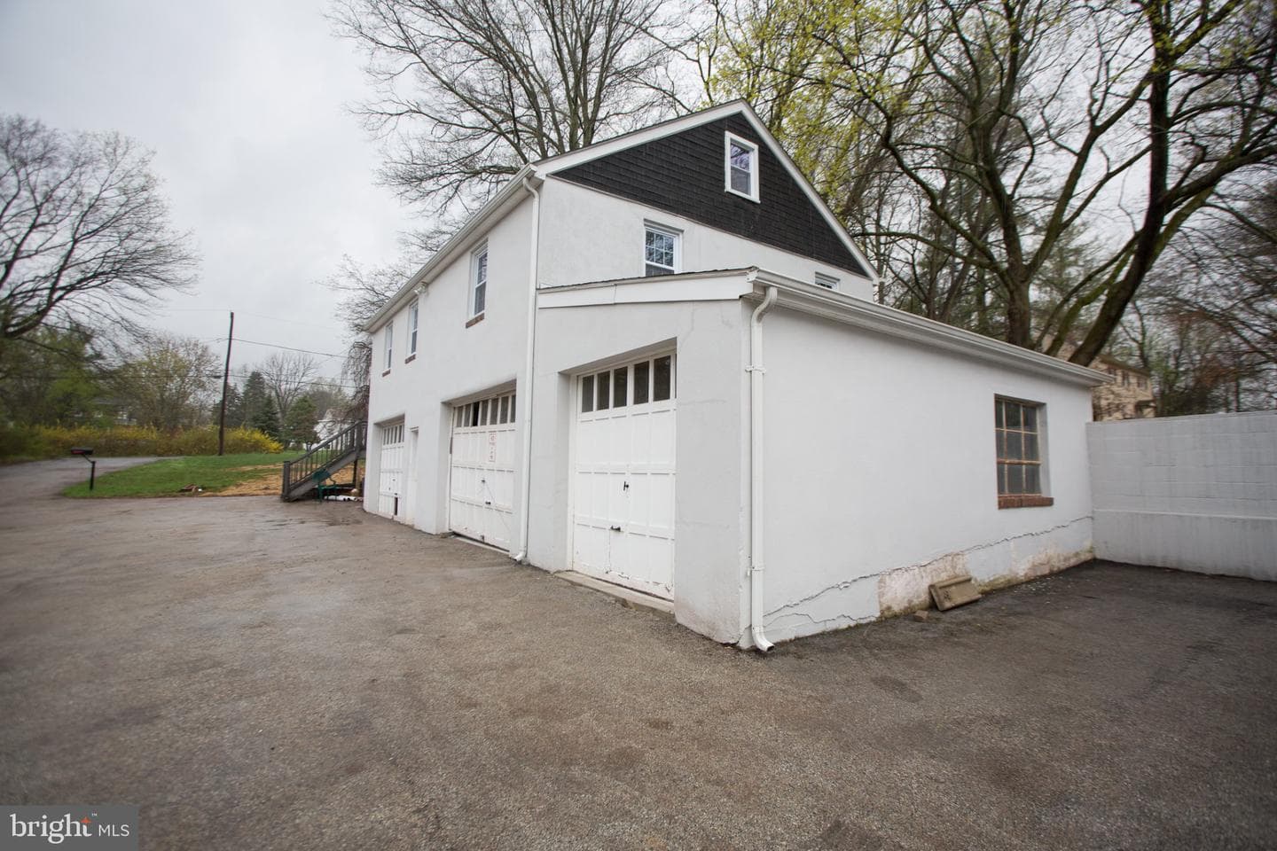 601 Vincent Street photo 9