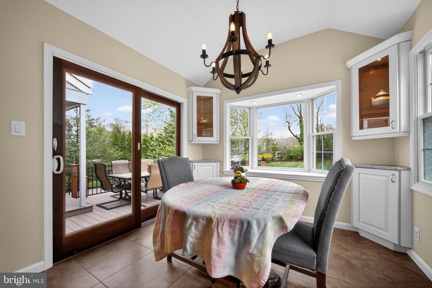 450 Coldstream Drive photo 17