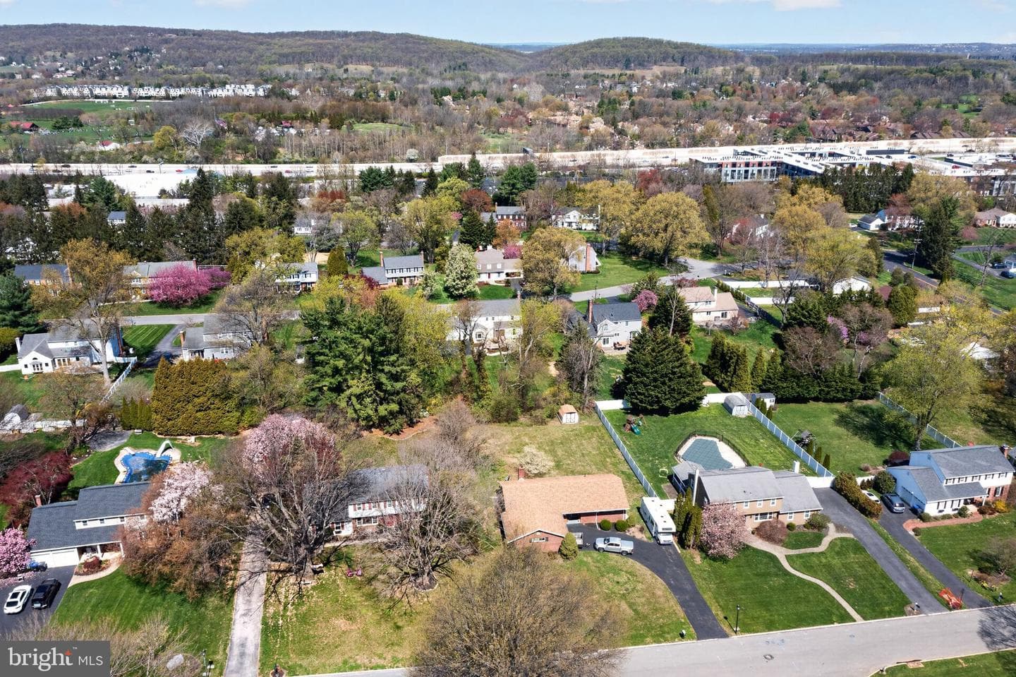 450 Coldstream Drive photo 43