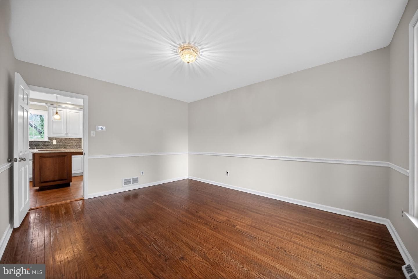 450 Coldstream Drive photo 9
