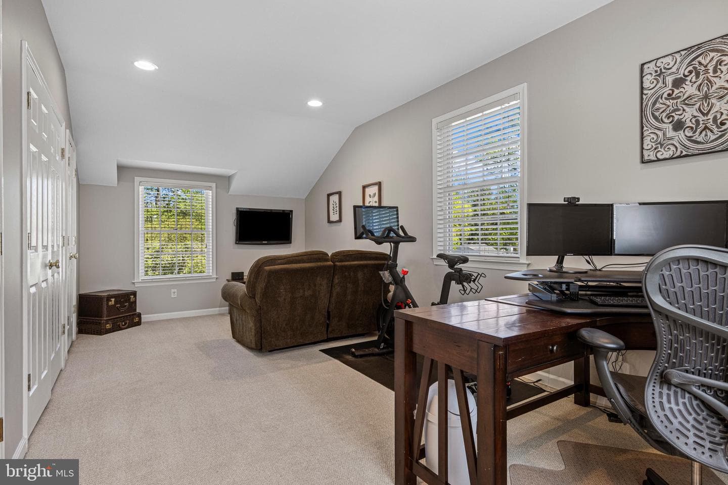 290 Wentworth Road photo 36