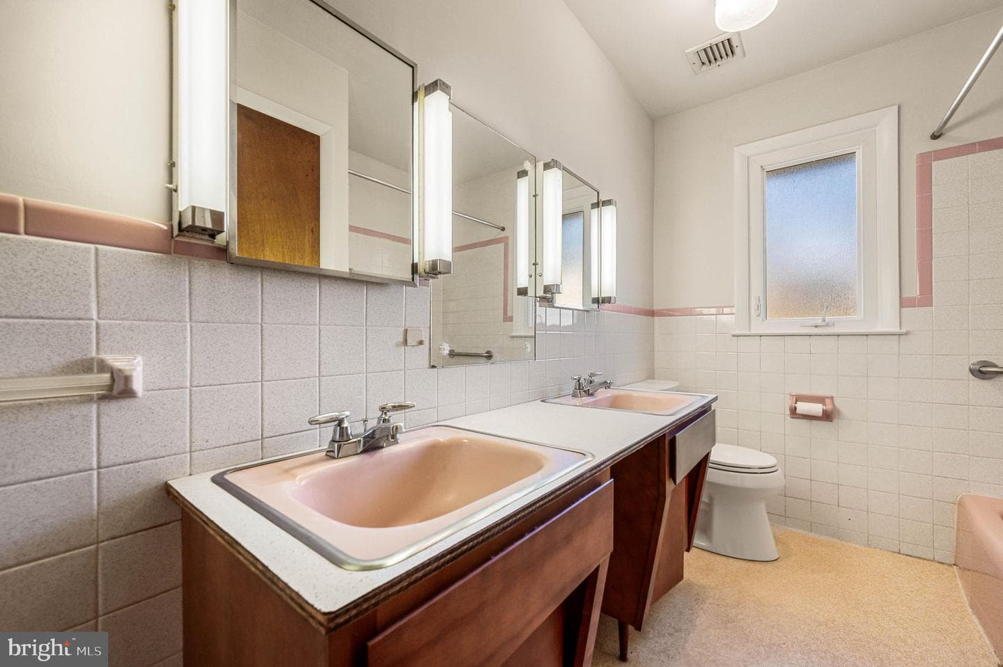 4951 Horseshoe Pike photo 10