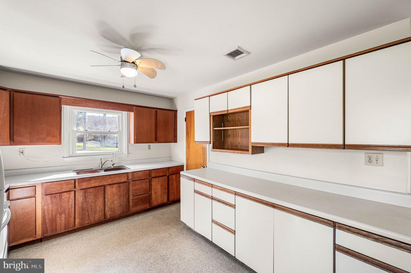 4951 Horseshoe Pike photo 6