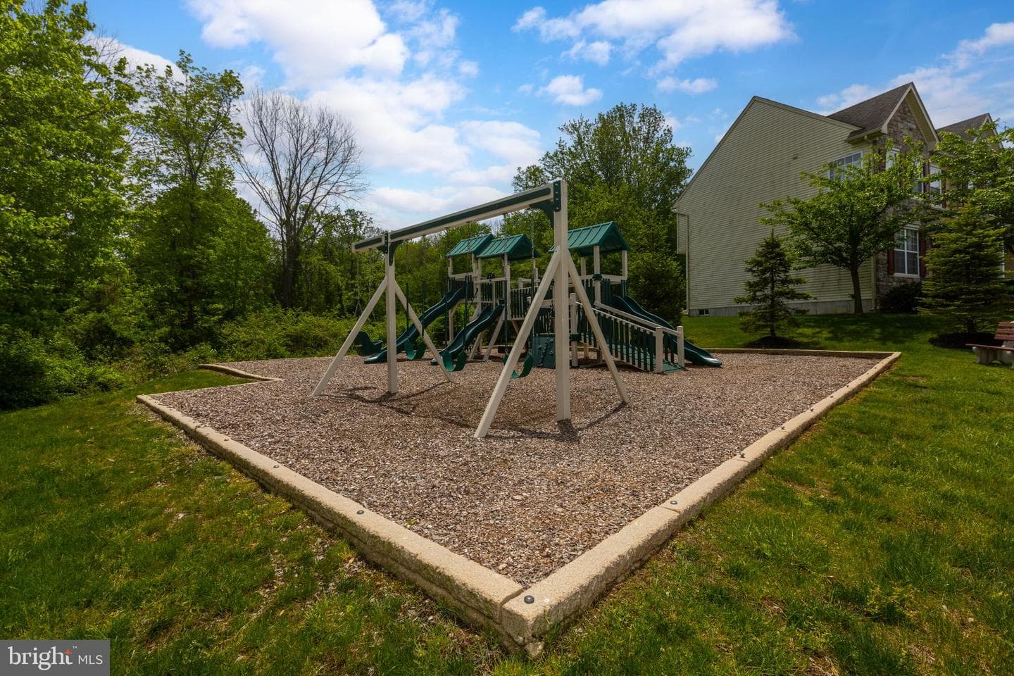 1345 Northumberland Road photo 51
