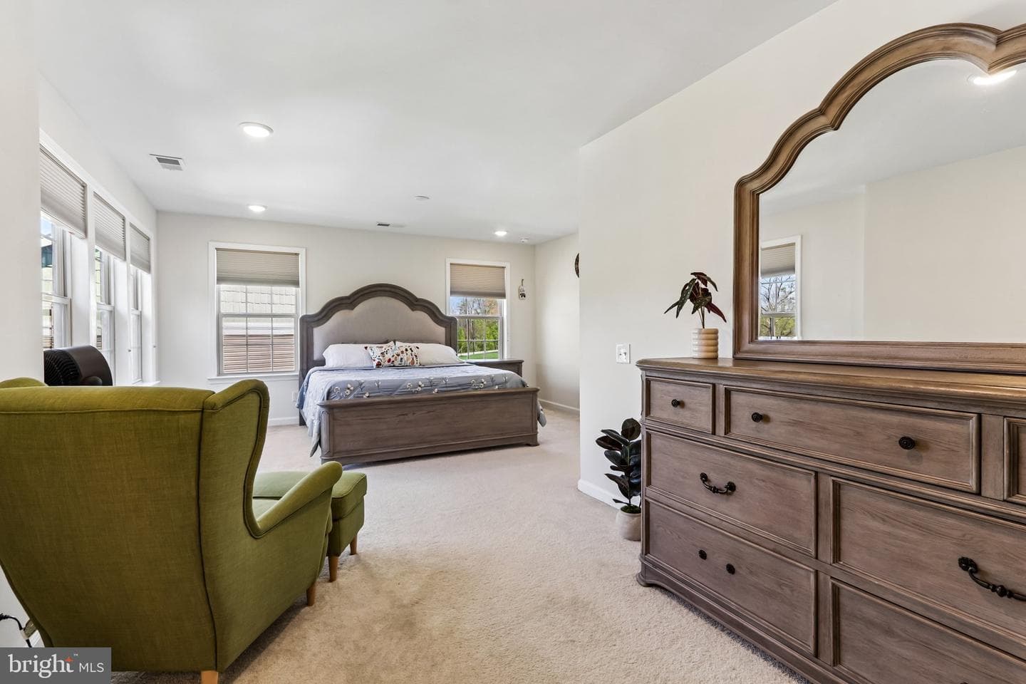 107 Keating Drive photo 32