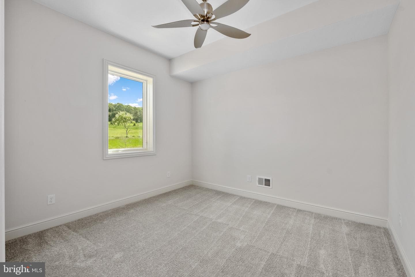 510 Newcomen Rd #r1d photo 40