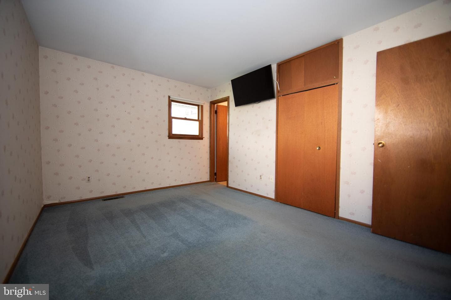 408 Chesterfield Drive photo 14