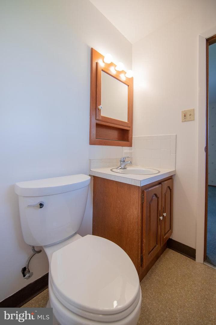 408 Chesterfield Drive photo 17