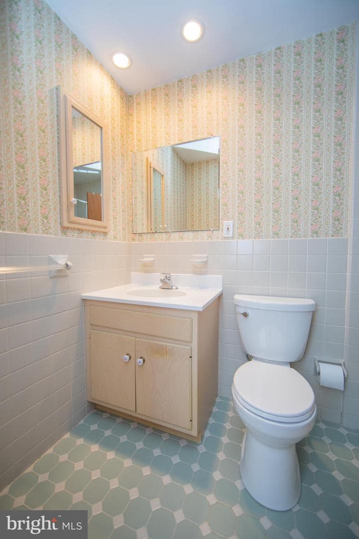 408 Chesterfield Drive photo 26