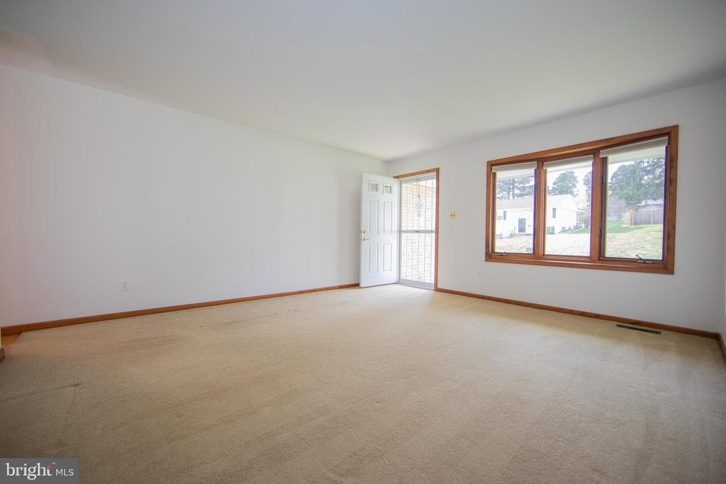 408 Chesterfield Drive photo 5