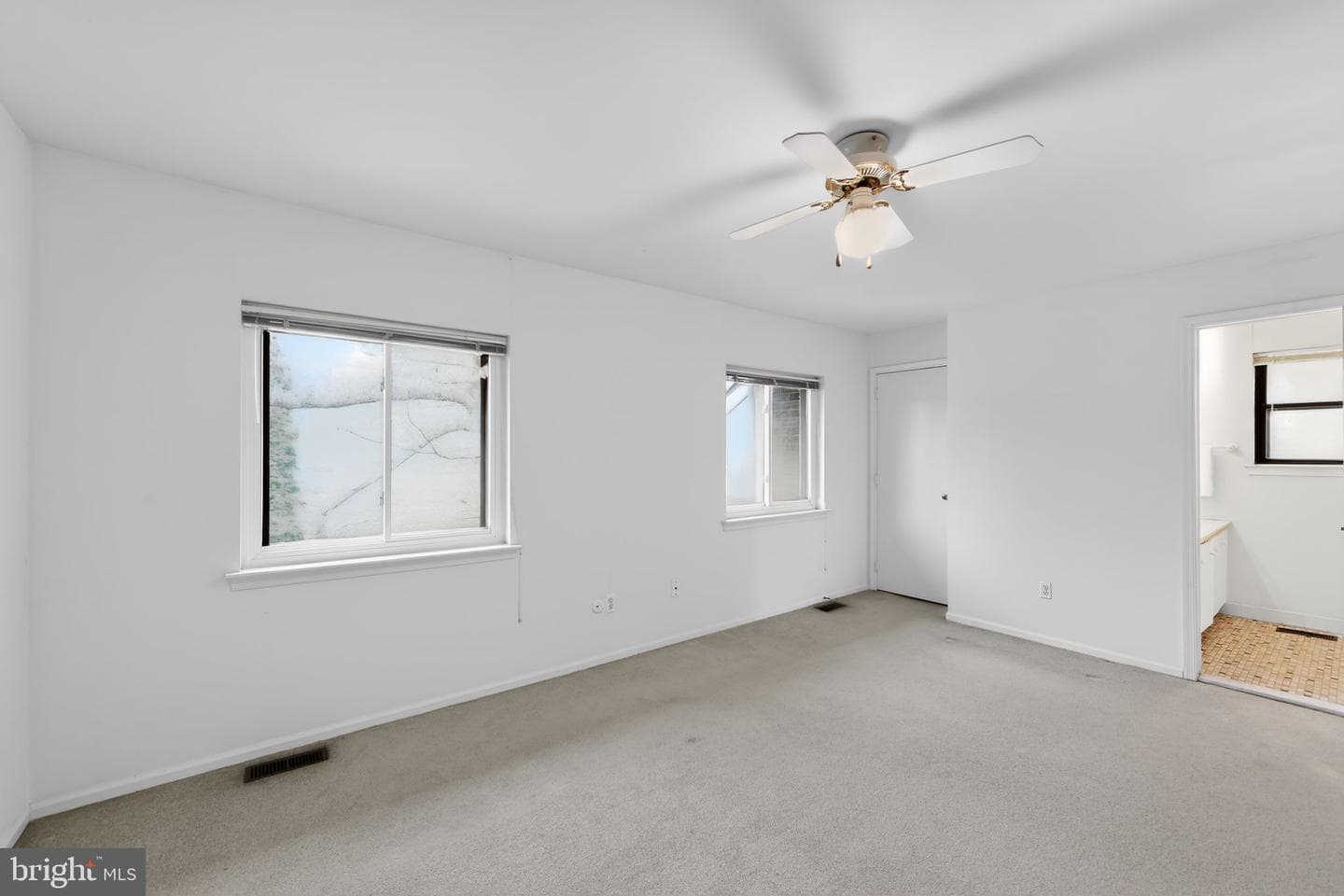 529 Foxwood Lane #529 photo 16