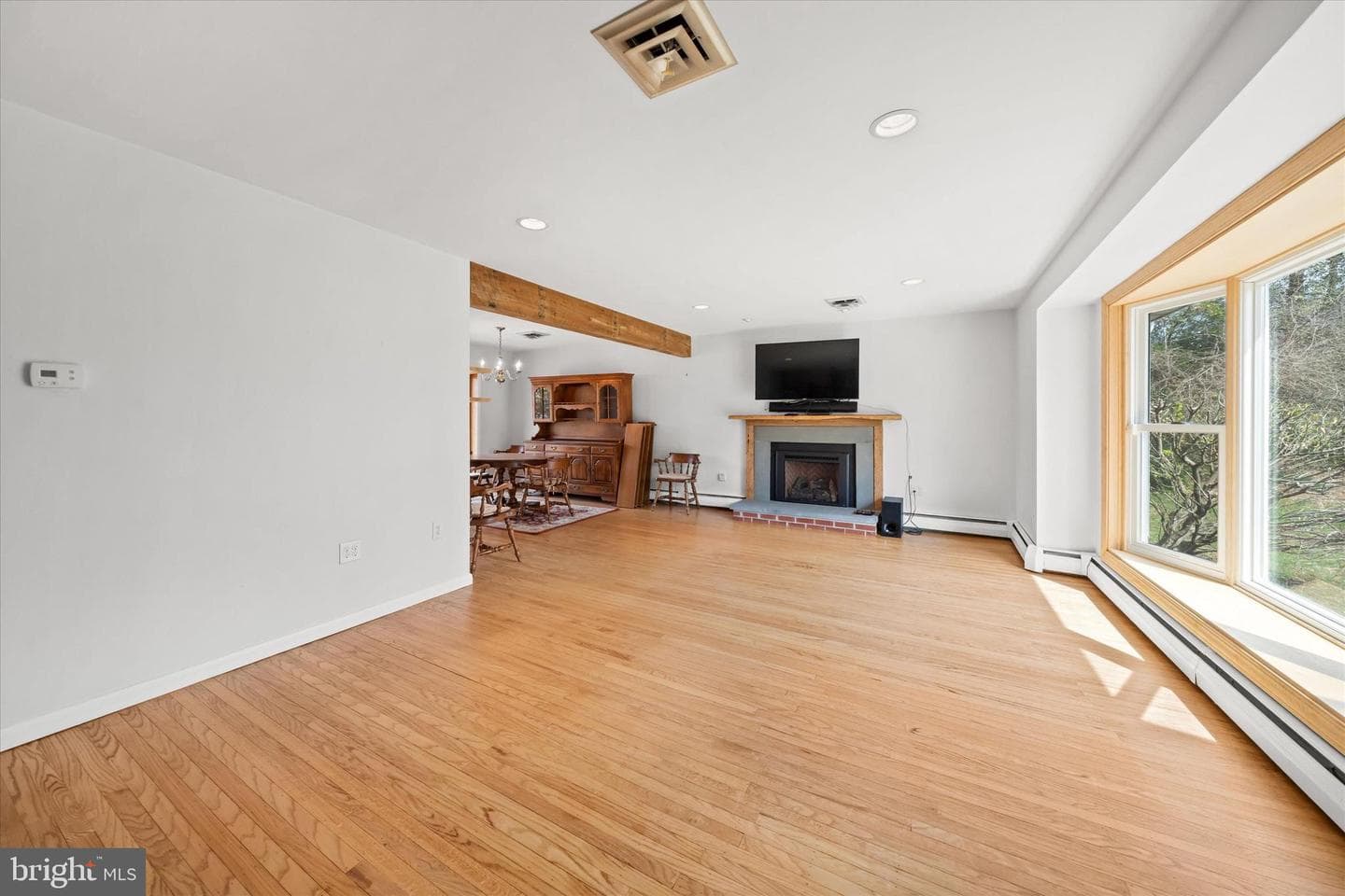 307 Longwood Drive photo 10