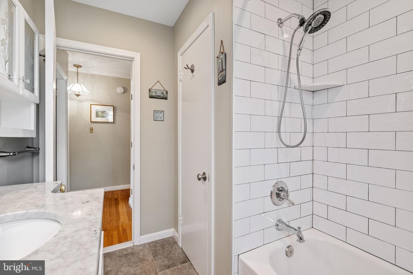 137 Waterloo Avenue photo 24
