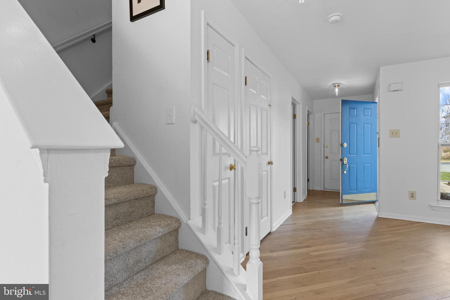 112 Stewarts Court #406 photo 2