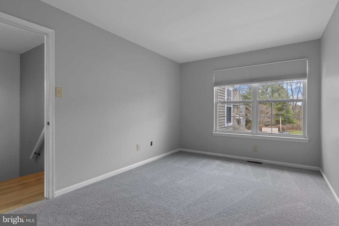 112 Stewarts Court #406 photo 32
