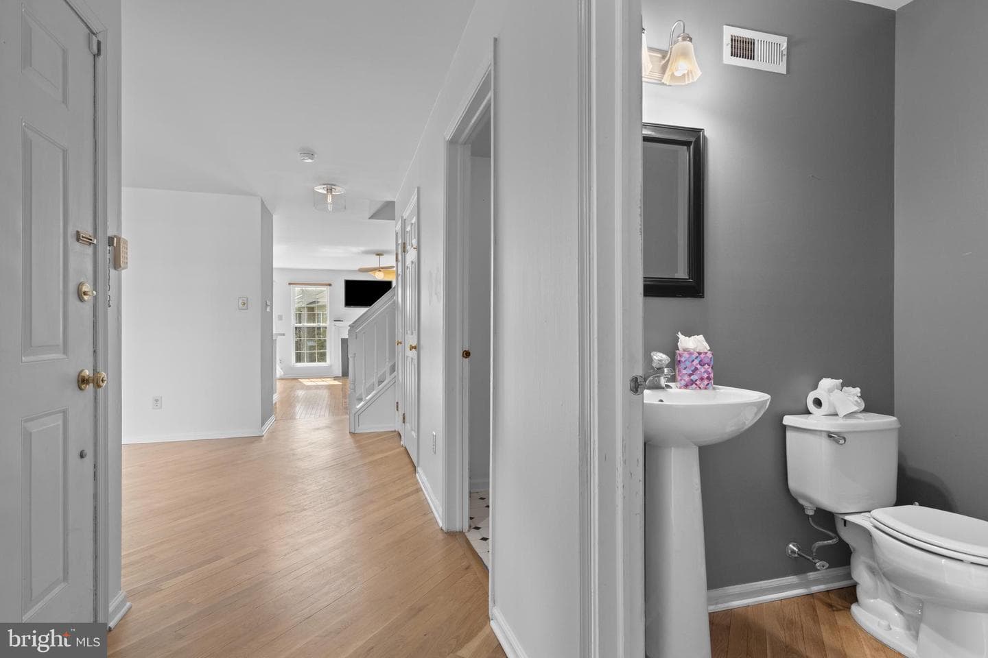 112 Stewarts Court #406 photo 7