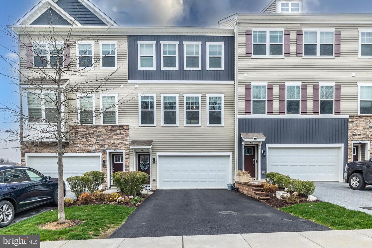 321 Dawson Place