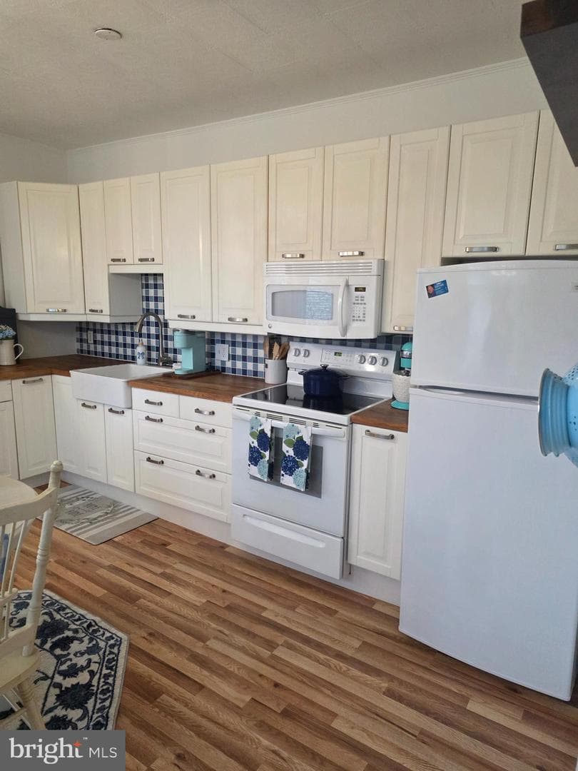416 Main Street #d photo 8