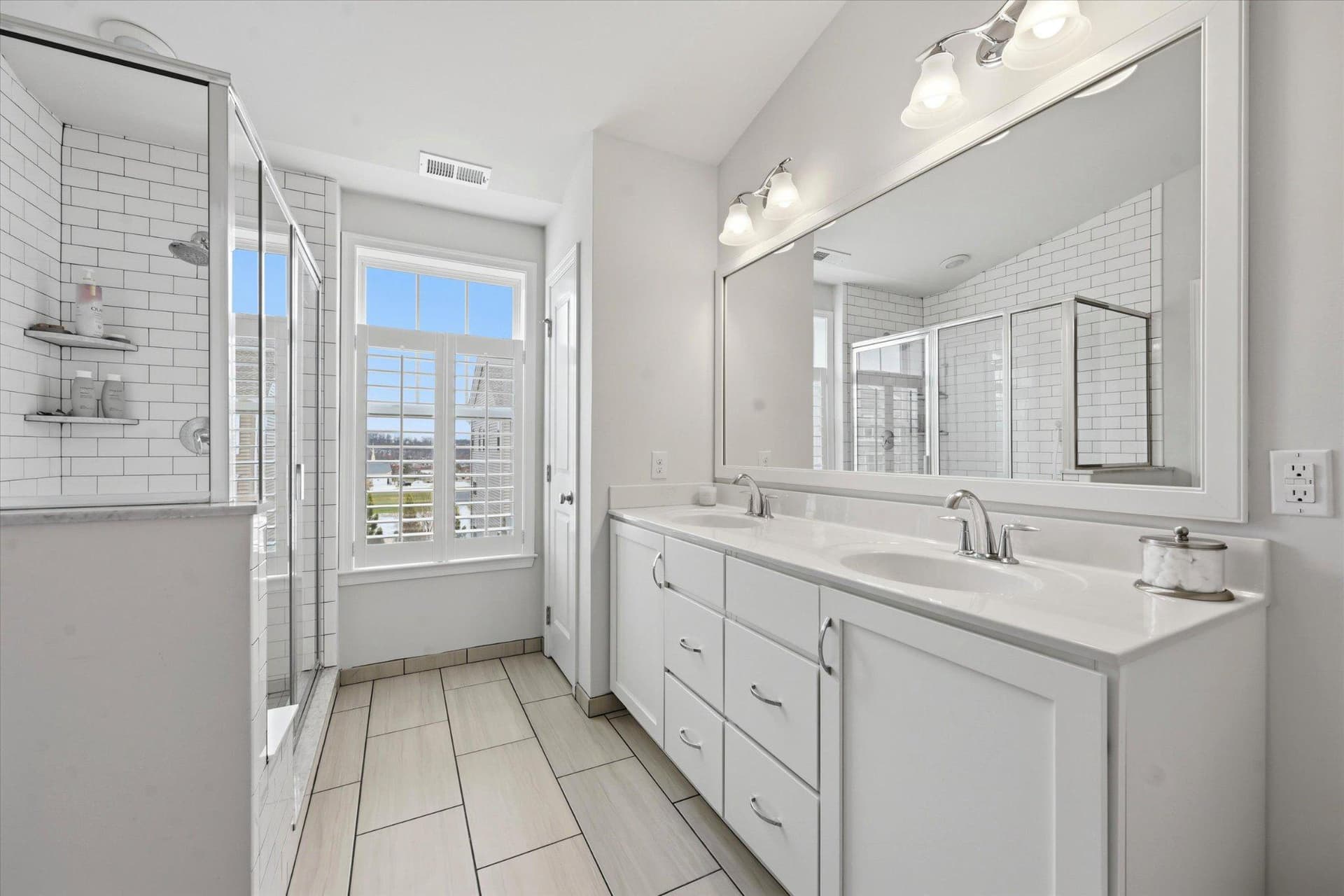 12 Lila Lane photo 18