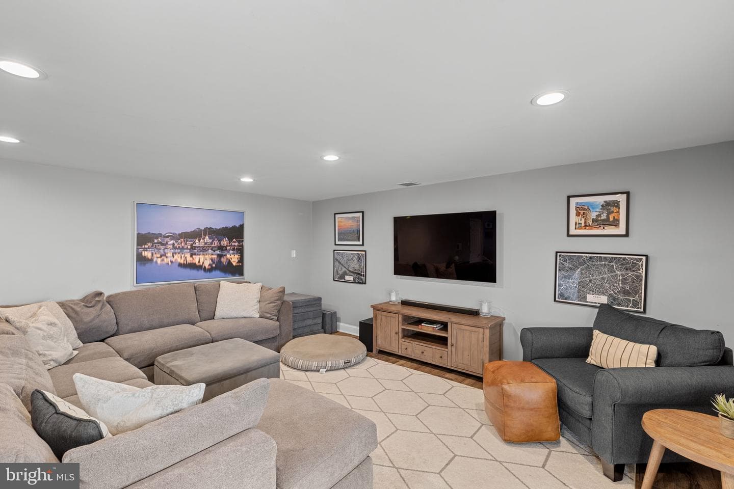 237 Waterloo Avenue photo 24