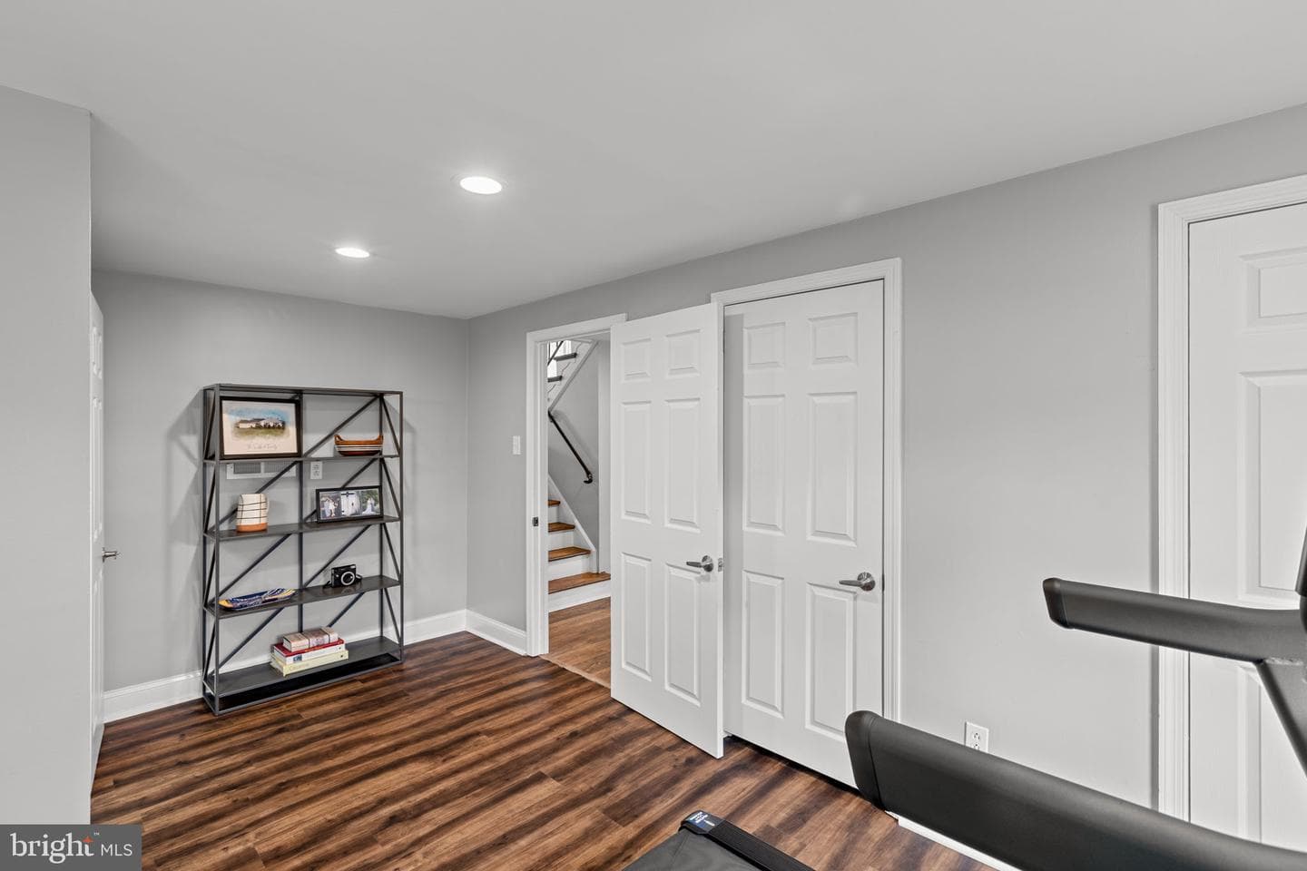 237 Waterloo Avenue photo 26