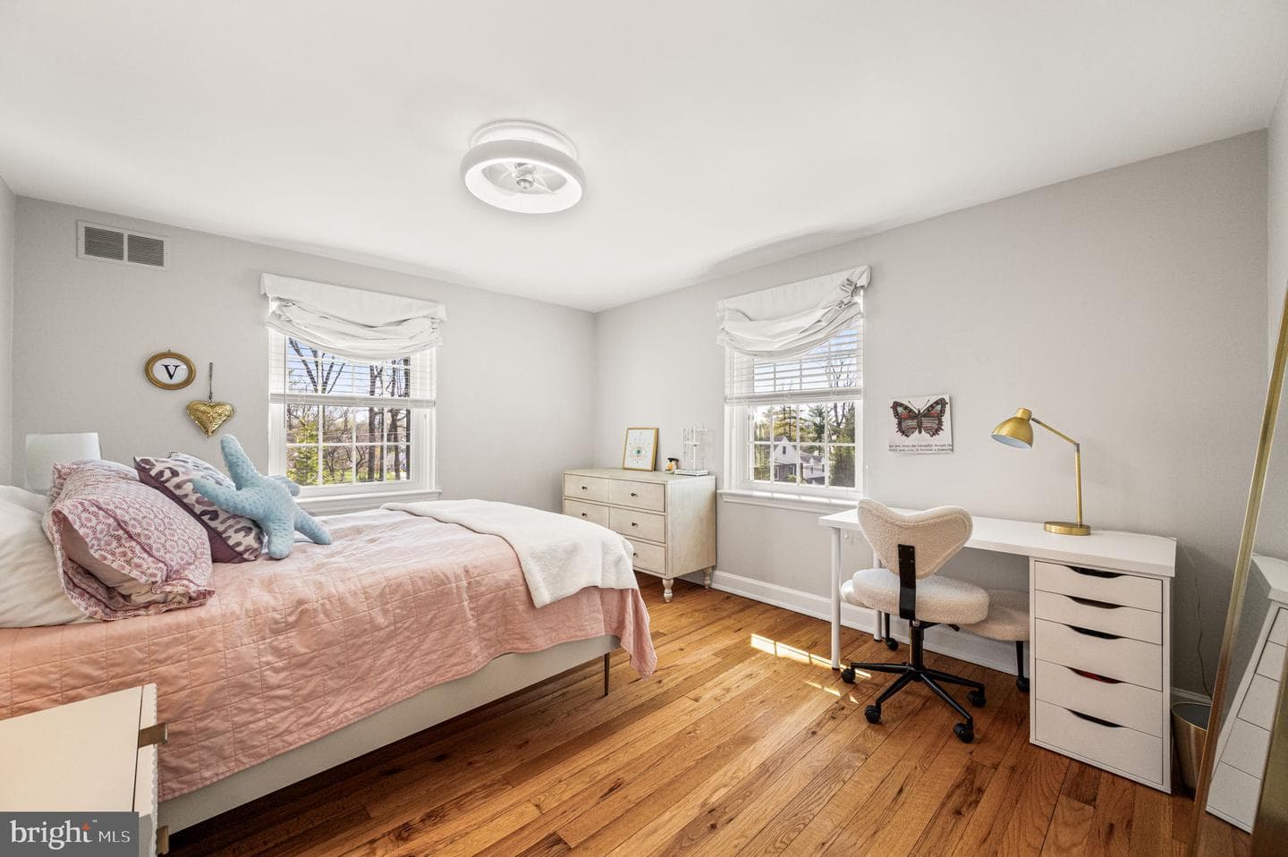 2 Briar Road photo 31