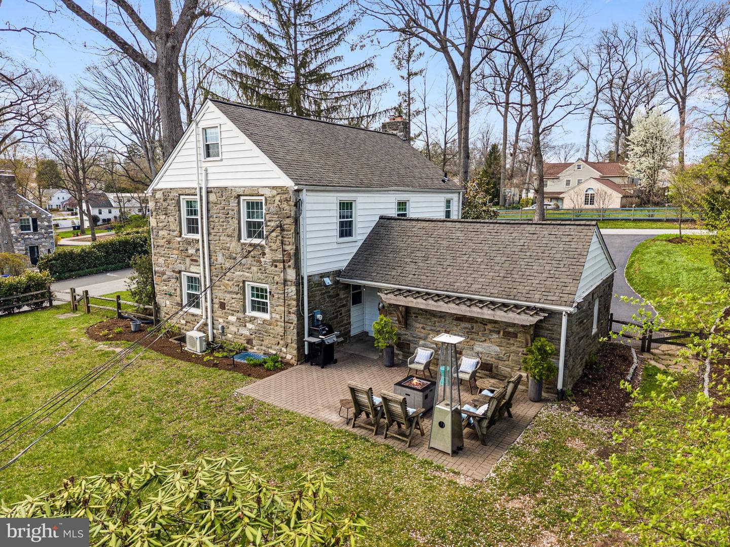 2 Briar Road photo 44