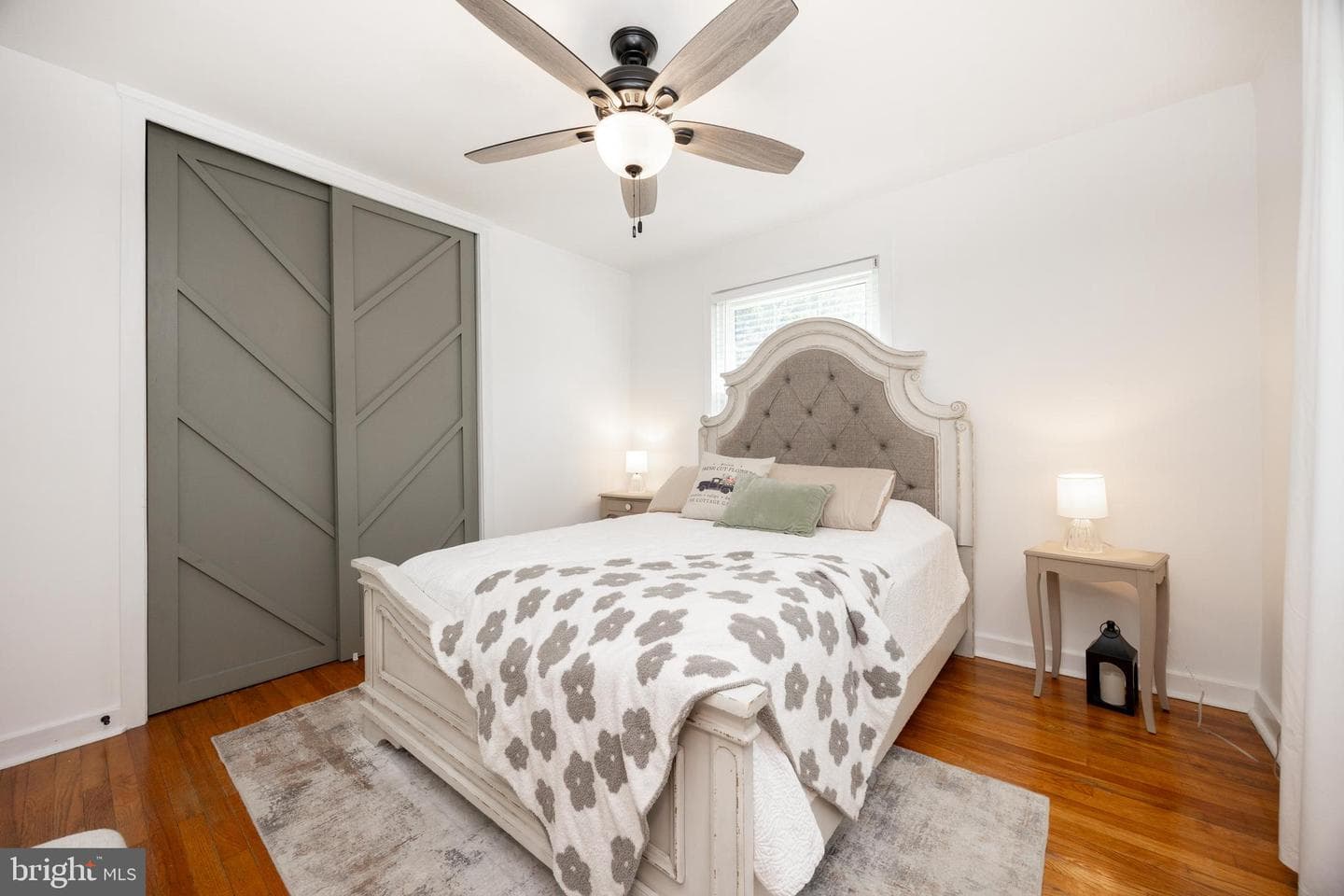 42 Spruce Street photo 15