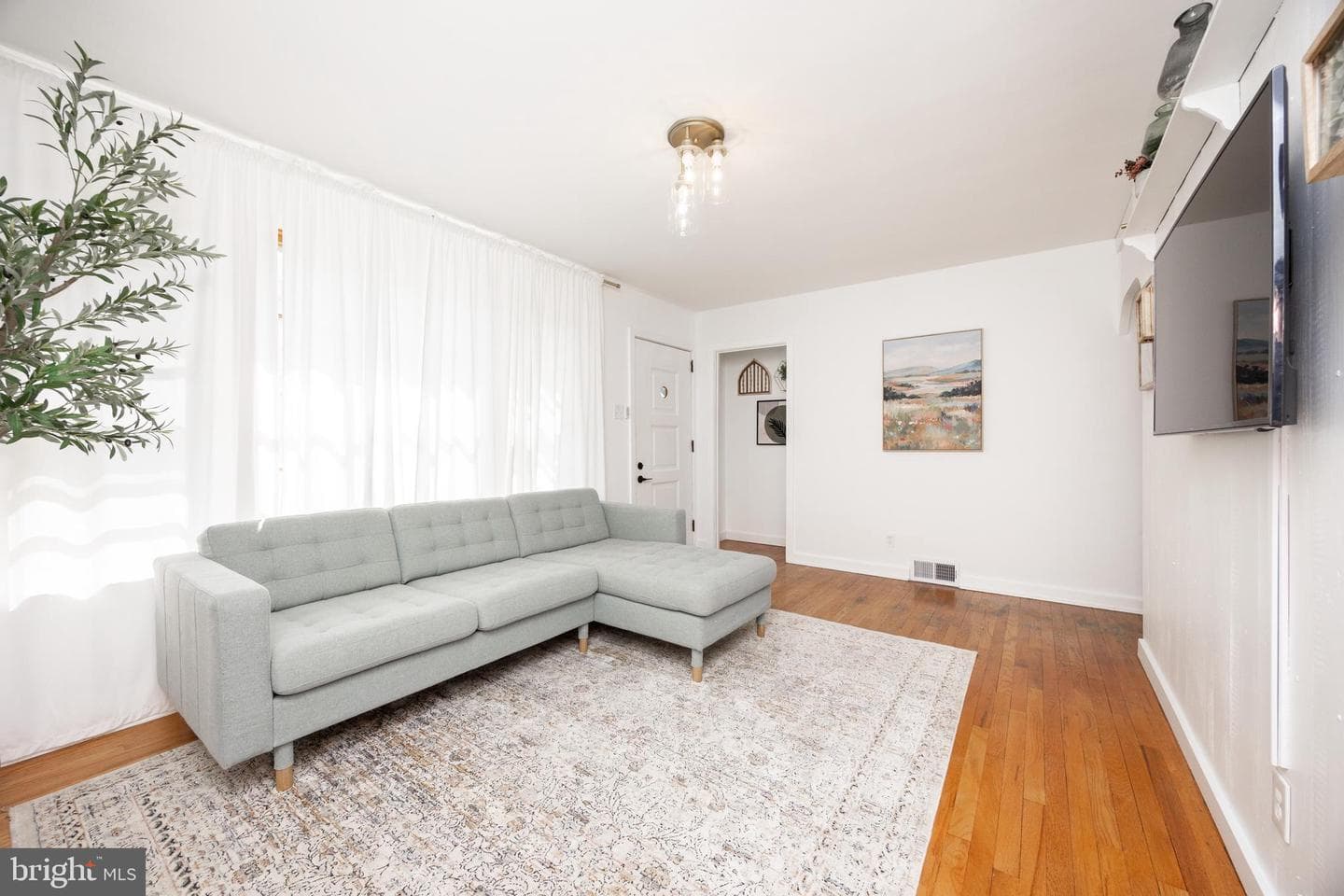 42 Spruce Street photo 8