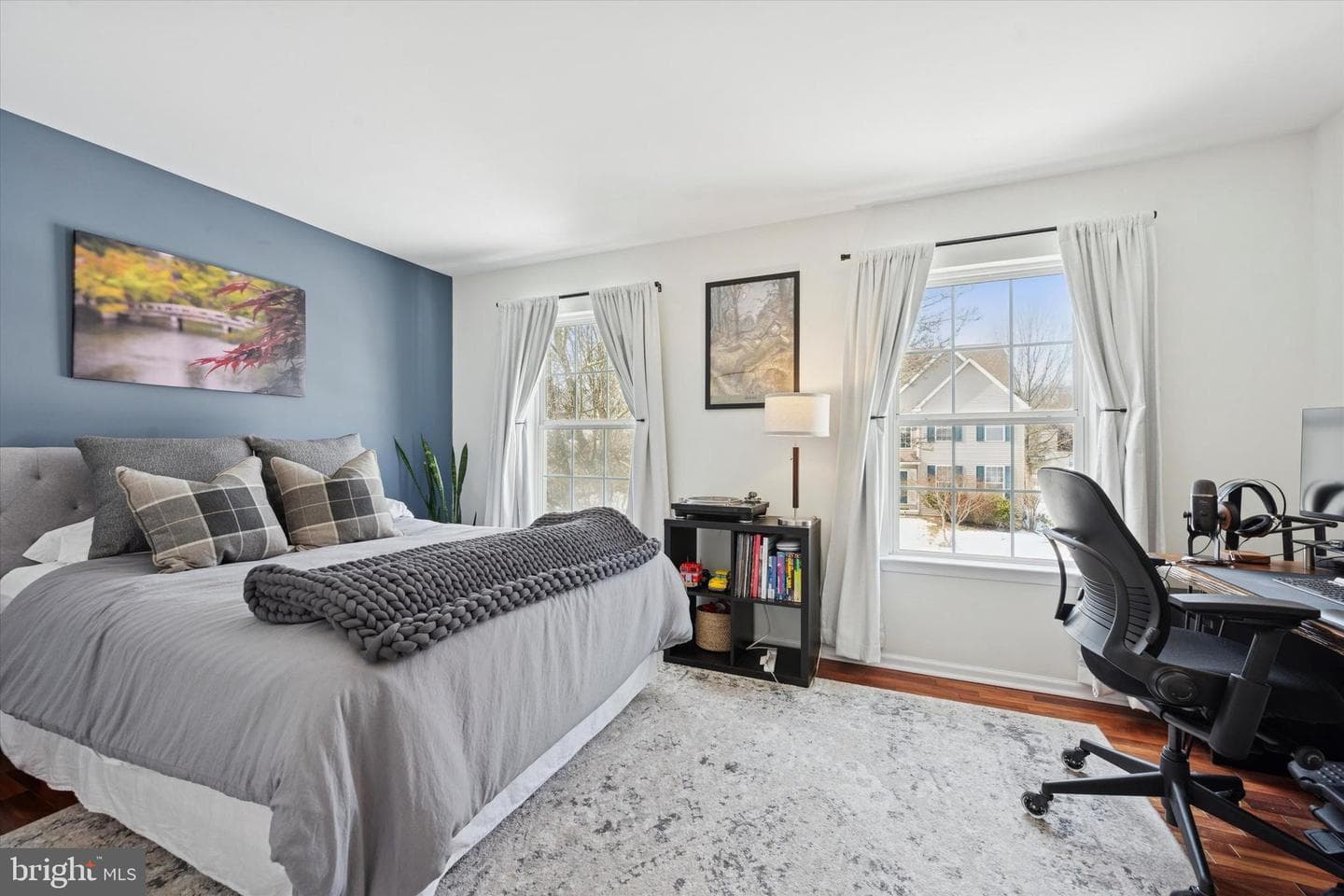 1025 Wiggins Way photo 20