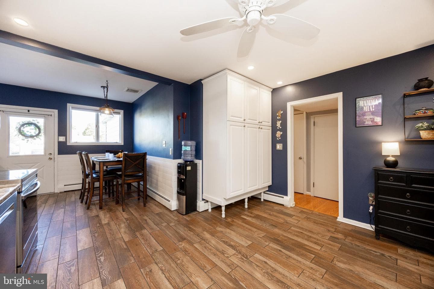 220 N Norris Avenue photo 17
