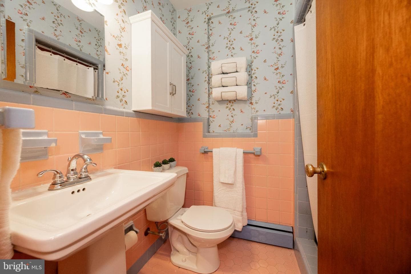 220 N Norris Avenue photo 33