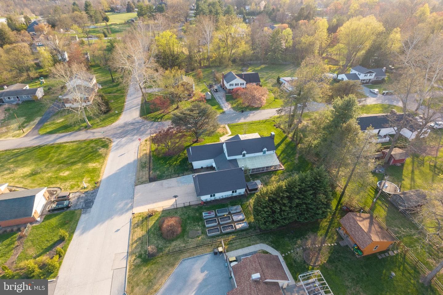 220 N Norris Avenue photo 48