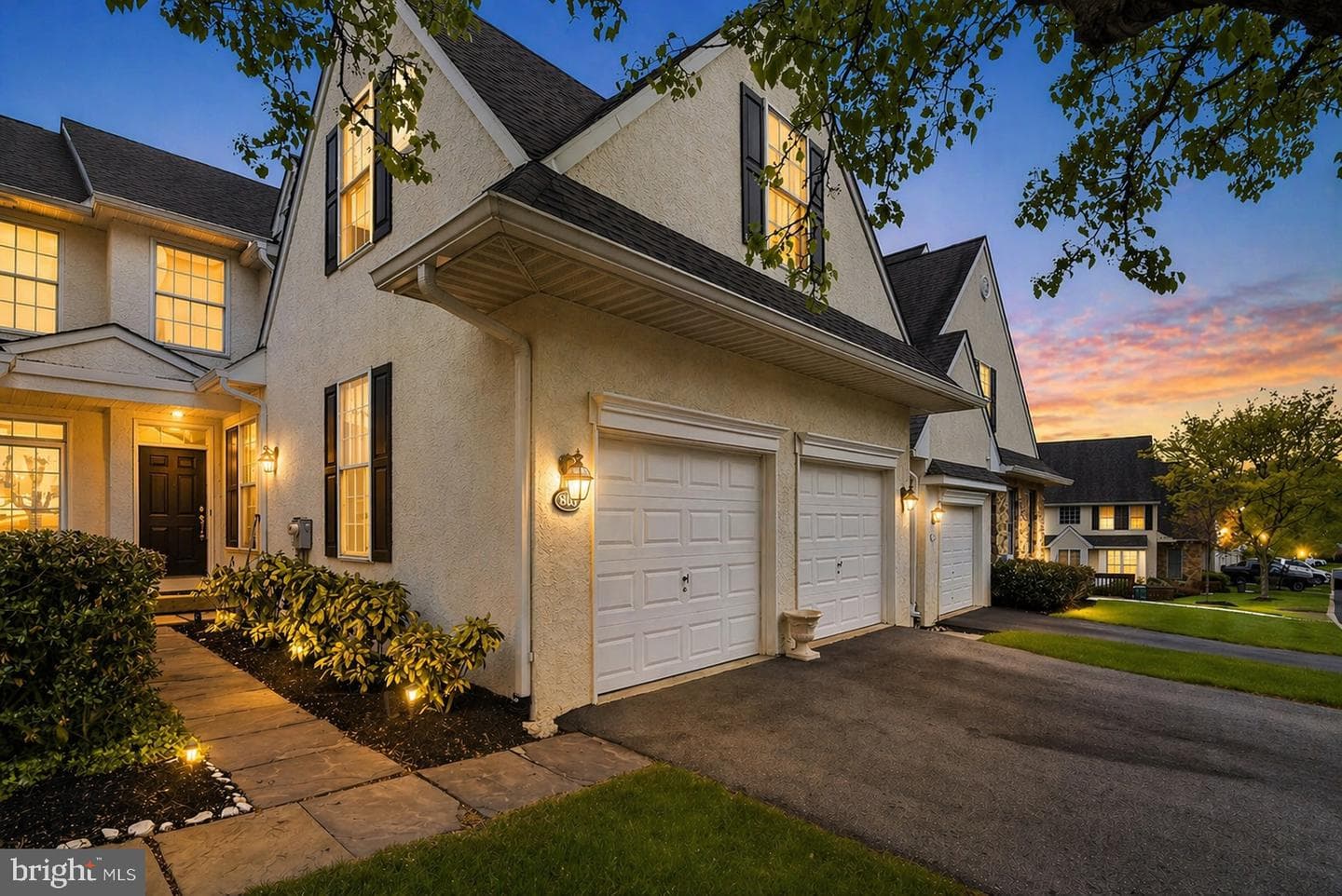 803 Whispering Brooke Drive, Newtown Square