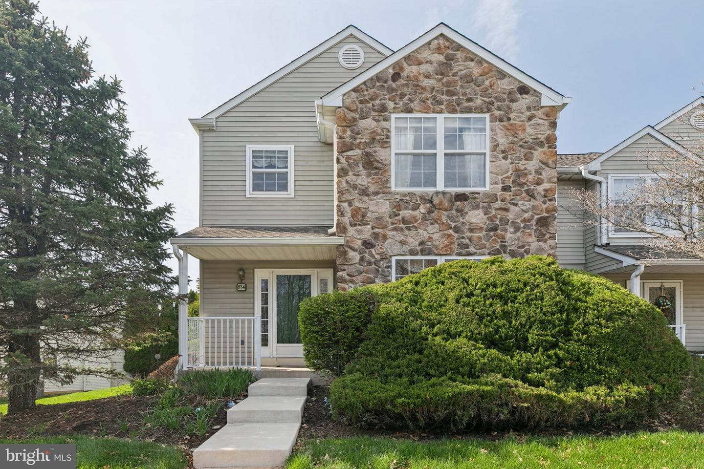 834 Amber Lane