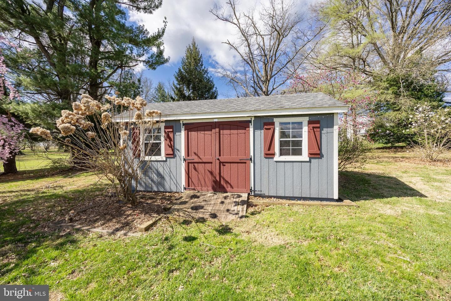1 Winslow Drive photo 43