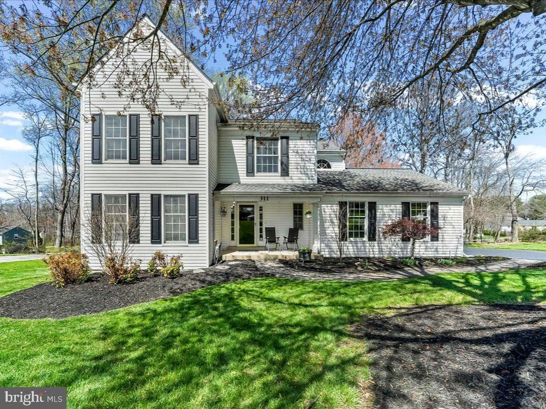 311 Bolton Lane