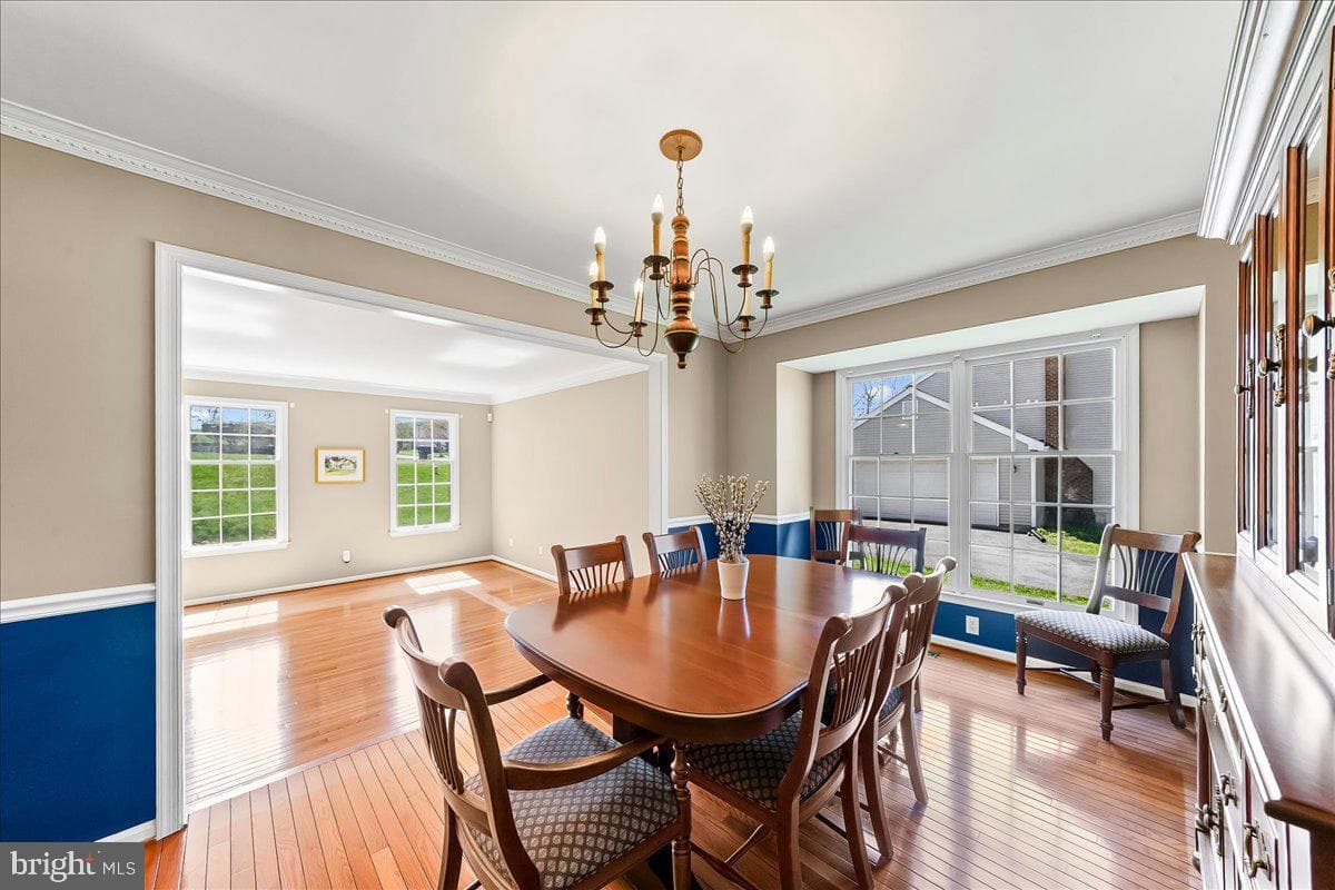 311 Bolton Lane photo 4
