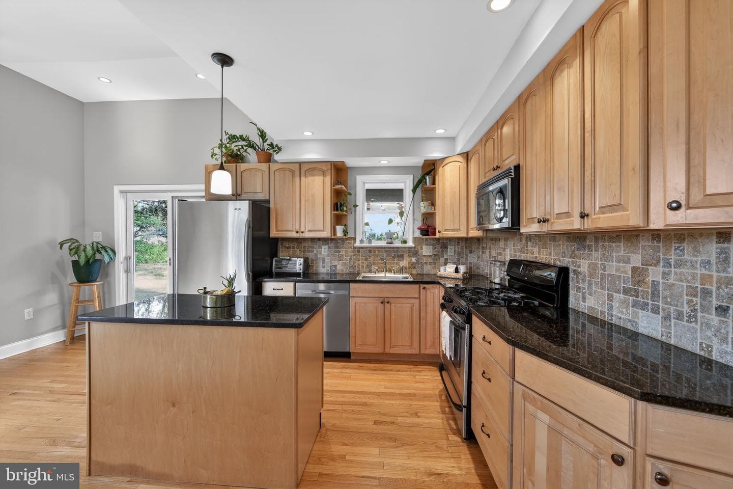14 N Concord Road photo 8