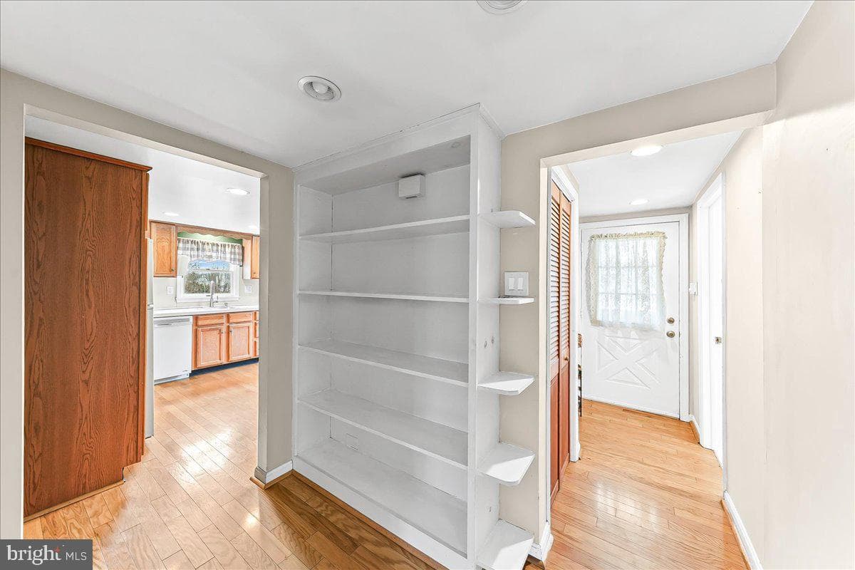 510 3rd Avenue photo 9