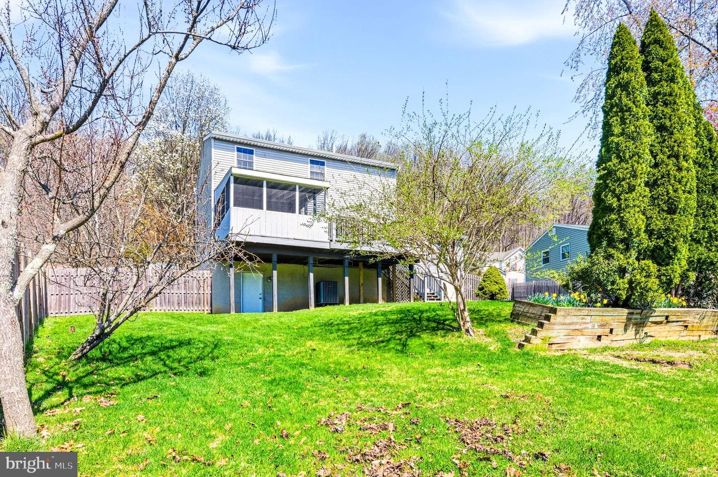 22 Hillcrest Drive photo 37
